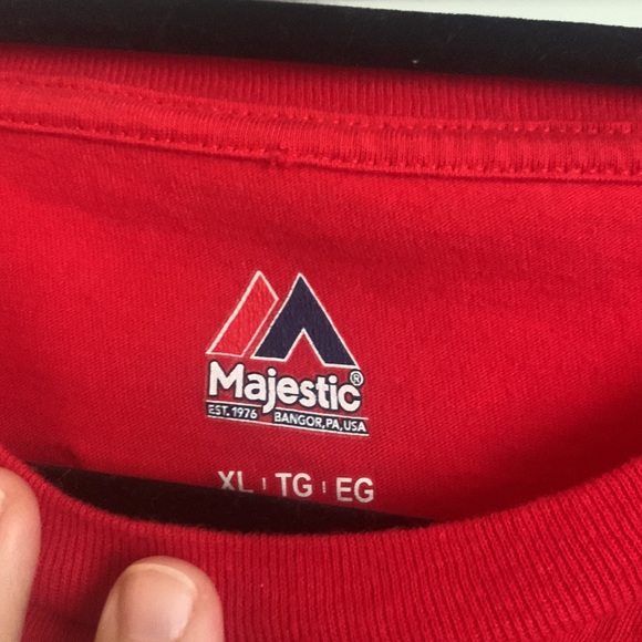 Cincinnati Reds T-shirt - Picture 2 of 3